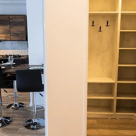 Maurer * Κονστάντζα